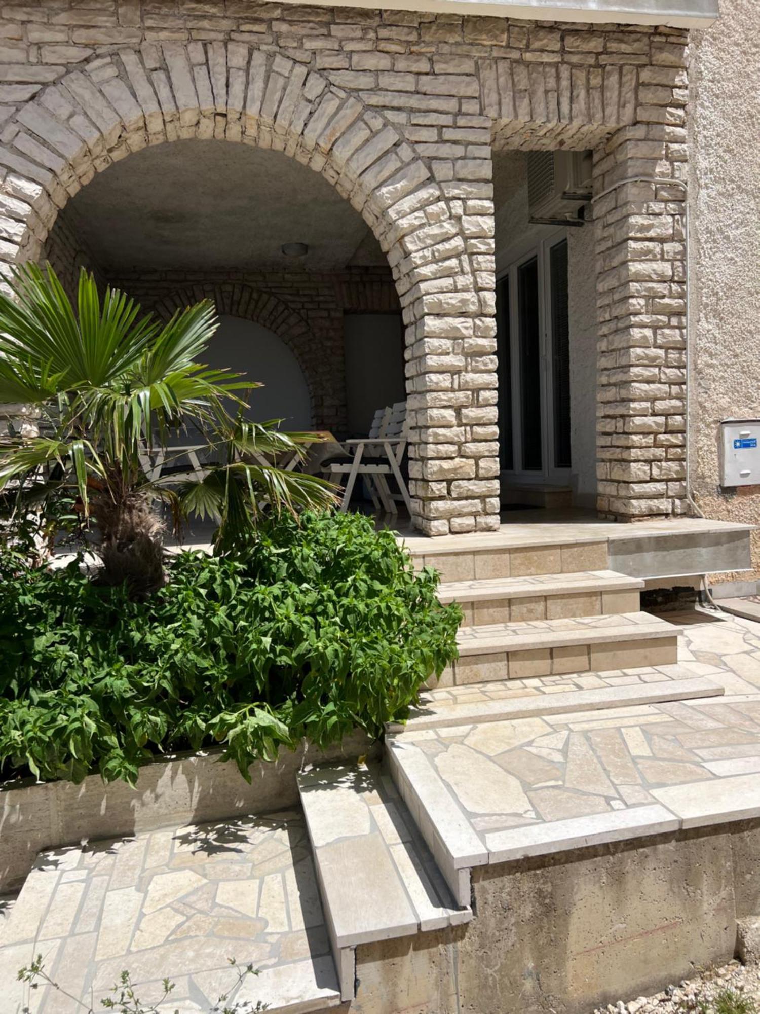 Appartement By The Sea 1